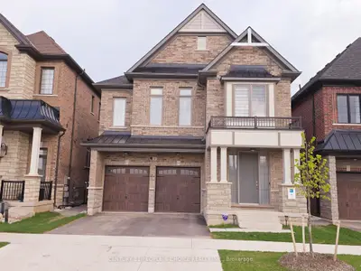 Detached in Oakville