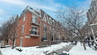 20 Laidlaw Street 1122, Toronto W01, On M6k 1x2