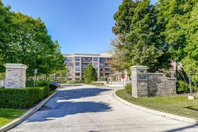 Condo Apartment in Burlington