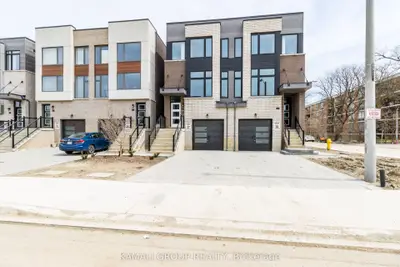 Duplex in Toronto