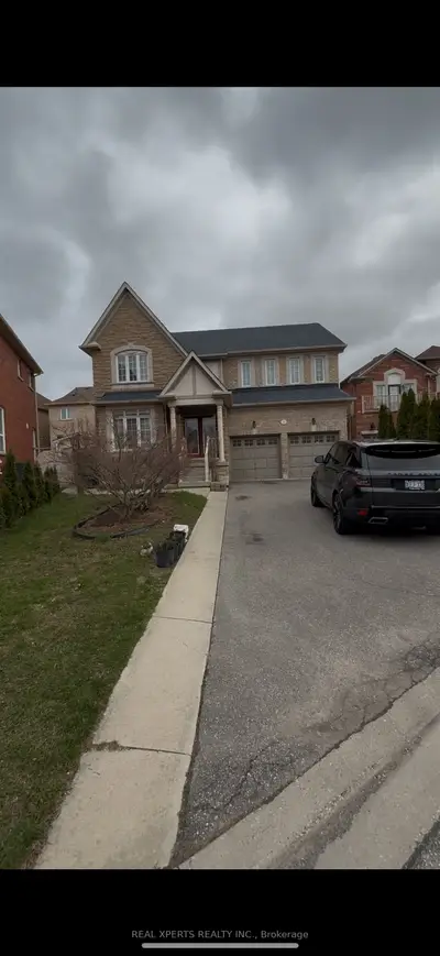 Detached in Brampton