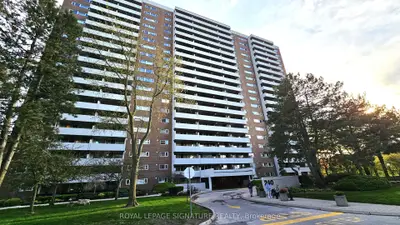 Condo Apartment in Toronto