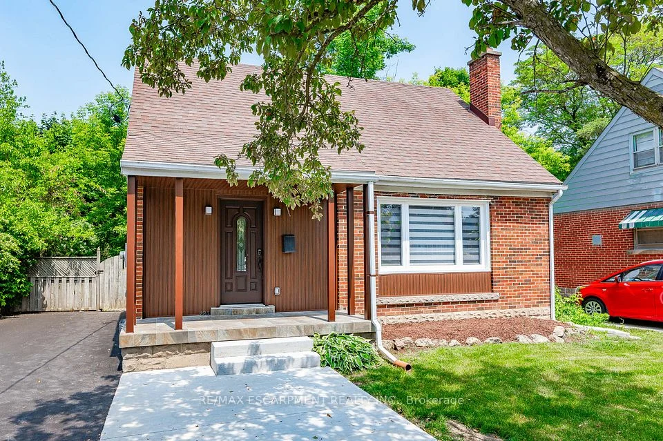723 HAGER Avenue A, Burlington, ON L7S 1R2