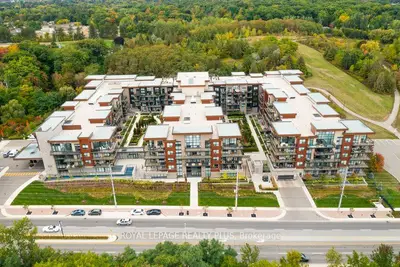 Condo Apartment in Mississauga