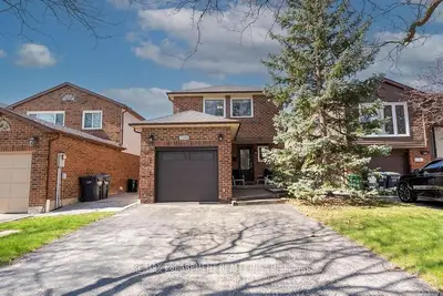 7086 Tamar Mews, Mississauga, On L5n 3s2