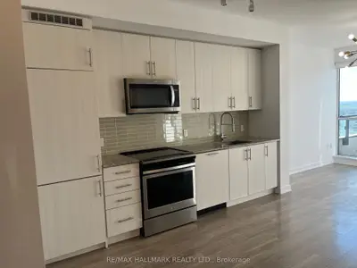 Condo Apartment in Mississauga