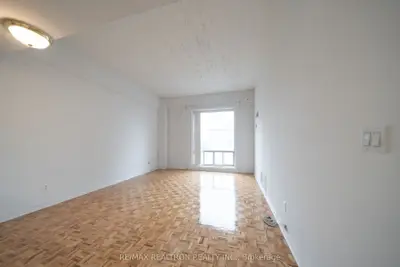 1401 Dupont Street 601, Toronto W02, On M6h 4j7