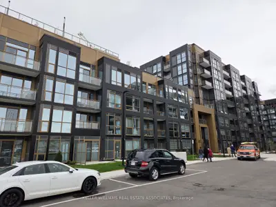 Condo Apartment in Oakville