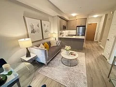 #328 128 Grovewood Common, Oakville, ON, L6H 0X3