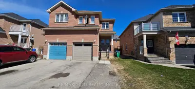 Semi-Detached in Mississauga
