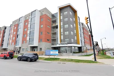 Condo Apartment in Brampton