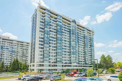 Condo Apartment in Toronto