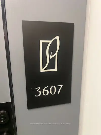 Condo Apartment in Mississauga