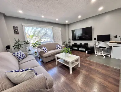 Condo Townhouse in Brampton