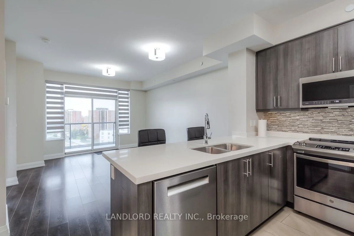 25 Fontenay Court 1706, Toronto W08, ON M9A 0C4