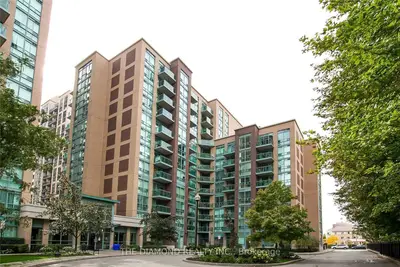 Condo Apartment in Toronto