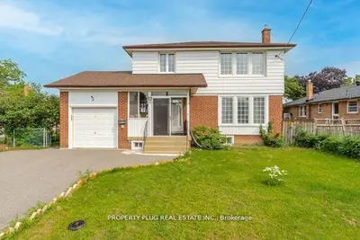 Detached in Brampton