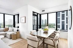 #1604 4023 The Exchange, Mississauga, On, L5b 0n4