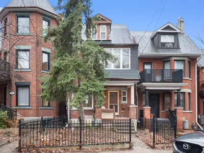 Detached in Toronto