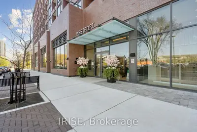 Condo Apartment in Mississauga