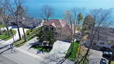 Detached in Oakville