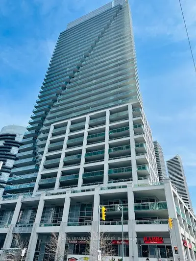 16 Brookers Lane 903, Toronto W06, On M8v 0a5