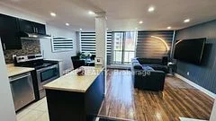2121 Roche Court 302, Mississauga, On L5k 2c7