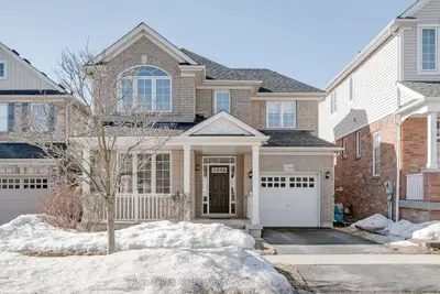 Detached in Burlington