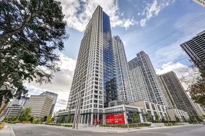 5 Mabelle Avenue 2727, Toronto W08, On M9a 4y1