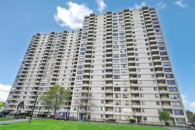 Condo Apartment in Toronto