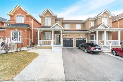 Semi-Detached in Brampton