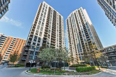 Condo Apartment in Toronto