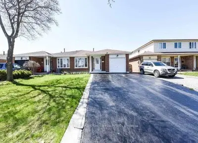 Semi-Detached in Brampton