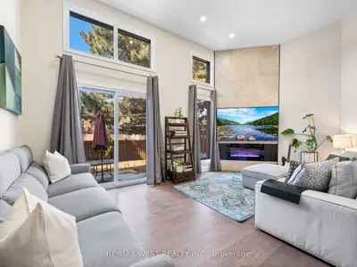 Condo Townhouse in Mississauga