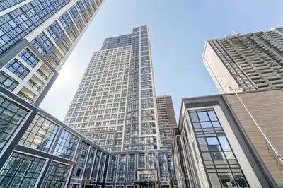 9 Mabelle Avenue 3015, Toronto W08, On M9a 4y1