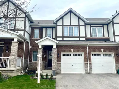 Att/Row/Townhouse in Milton