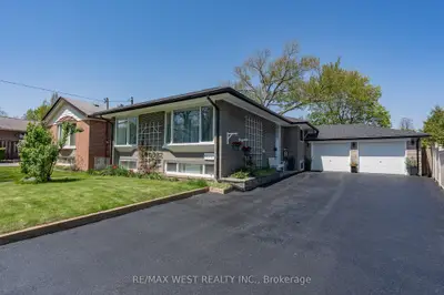 Detached in Toronto