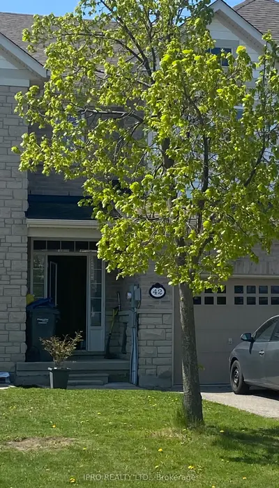 Att/Row/Townhouse in Caledon