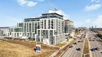 Condo Apartment in Oakville