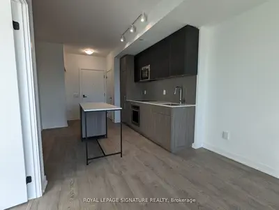 Condo Apartment in Mississauga