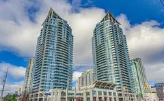 33 Elm Drive 2809, Mississauga, On L5b 4m2