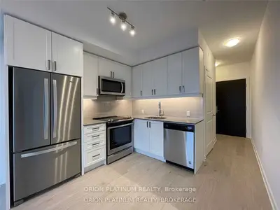Condo Apartment in Mississauga