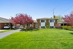Detached in Burlington