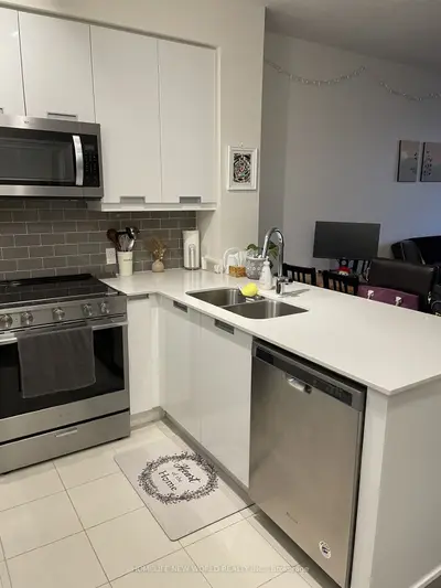 35 Watergarden Drive 2312, Mississauga, On L5r 0g8