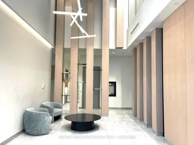 Condo Apartment in Mississauga