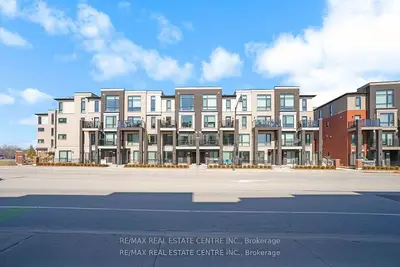 Condo Townhouse in Brampton