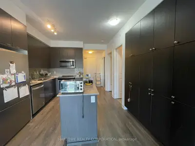 4655 Glen Erin Drive 202, Mississauga, On L5m 0z1