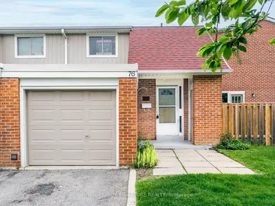 Condo Townhouse in Mississauga