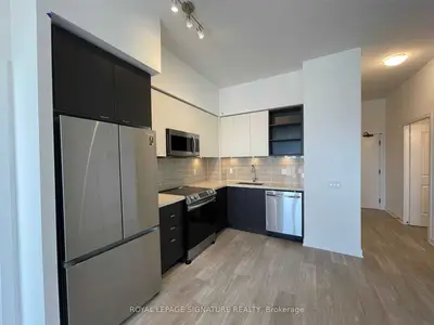 Condo Apartment in Mississauga