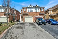 1009 Windbrook Grove, Mississauga, ON L5V 2N7